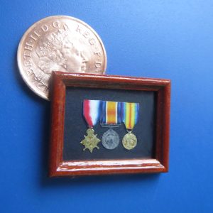 3 WW1 Medals in a Wooden Box — The Dolls House Mall